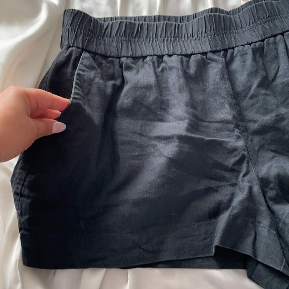 A new day linen pullover shorts - Picture 7 of 8